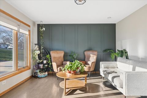 Tiny photo for 2N251 Amy Avenue, Glen Ellyn, IL 60137 (MLS # 12600785)