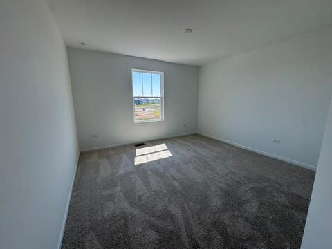 Tiny photo for 703 Pomfret Court, Oswego, IL 60543 (MLS # 12665467)