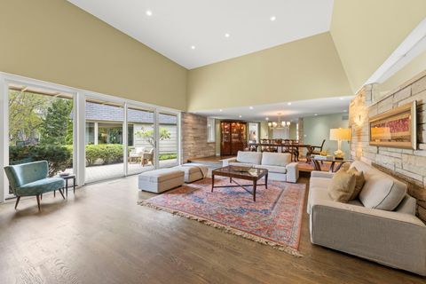 Tiny photo for 606 Lakeview Terrace, Glen Ellyn, IL 60137 (MLS # 12453382)