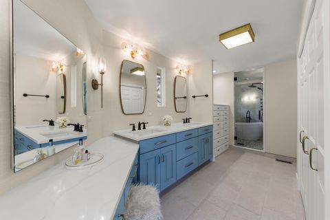 Tiny photo for 606 Lakeview Terrace, Glen Ellyn, IL 60137 (MLS # 12453382)