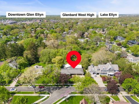 Tiny photo for 606 Lakeview Terrace, Glen Ellyn, IL 60137 (MLS # 12453382)
