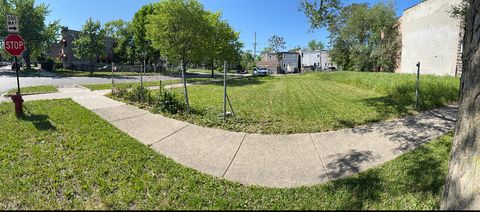 4058 W Adams Street Chicago IL 60624