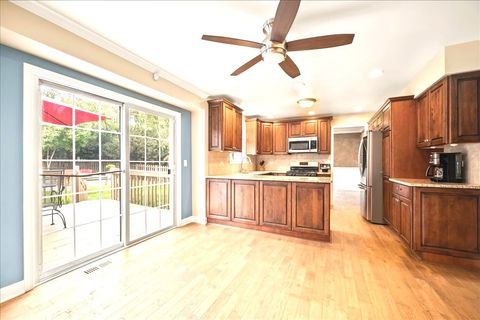Tiny photo for 467 Taubert Avenue, Batavia, IL 60510 (MLS # 12498098)