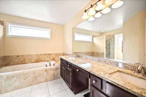 Tiny photo for 467 Taubert Avenue, Batavia, IL 60510 (MLS # 12498098)