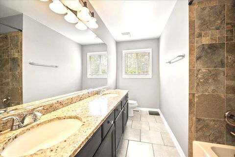 Tiny photo for 467 Taubert Avenue, Batavia, IL 60510 (MLS # 12498098)