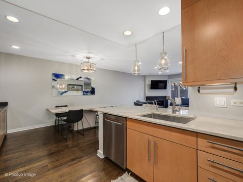 Tiny photo for 1715 N Wells Street #15, Chicago, IL 60614 (MLS # 12552269)
