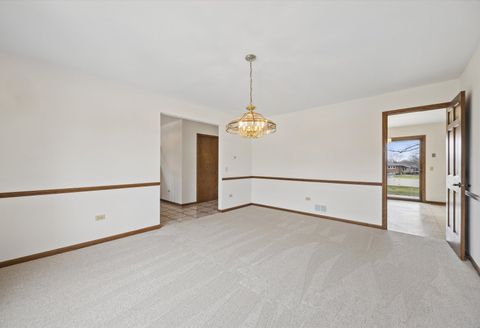 Tiny photo for 12816 S Parkside Drive, Palos Park, IL 60464 (MLS # 12588890)