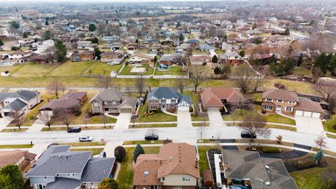 Tiny photo for 12816 S Parkside Drive, Palos Park, IL 60464 (MLS # 12588890)