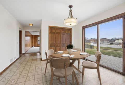 Tiny photo for 12816 S Parkside Drive, Palos Park, IL 60464 (MLS # 12588890)