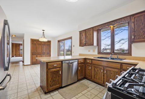 Tiny photo for 12816 S Parkside Drive, Palos Park, IL 60464 (MLS # 12588890)