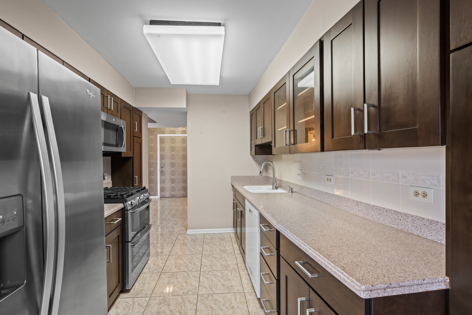 350 E Dundee Road 207B