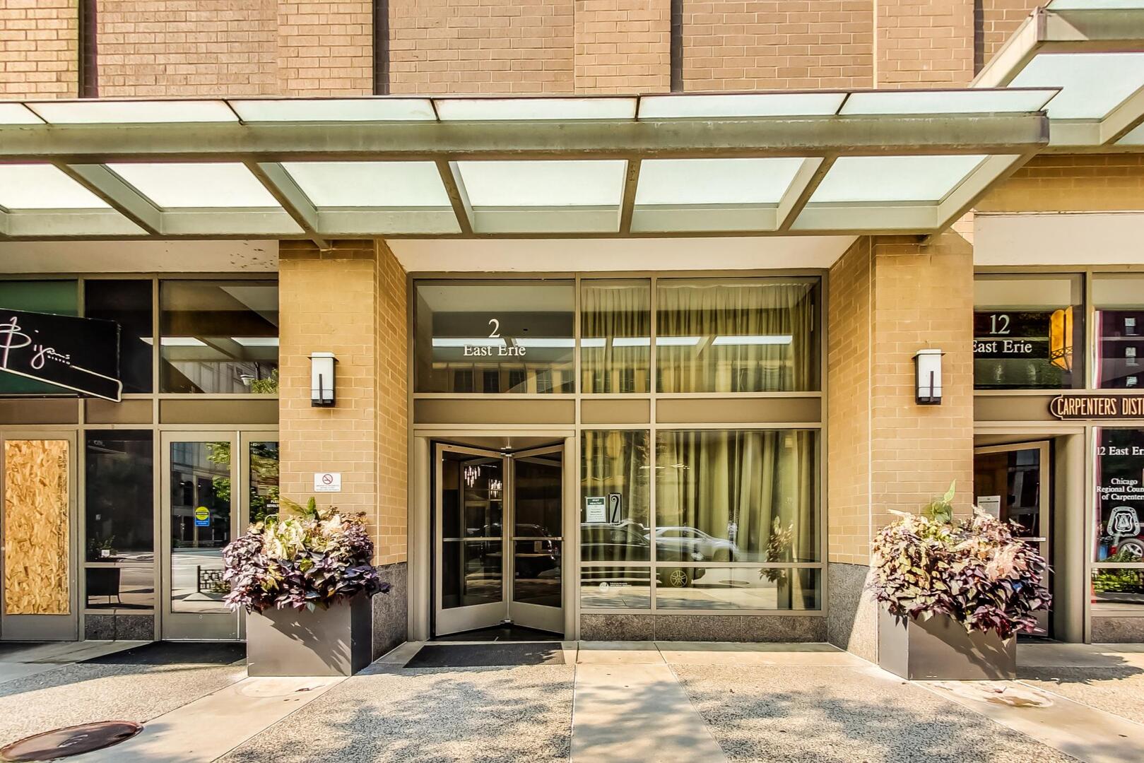 2 E Erie Street 3102