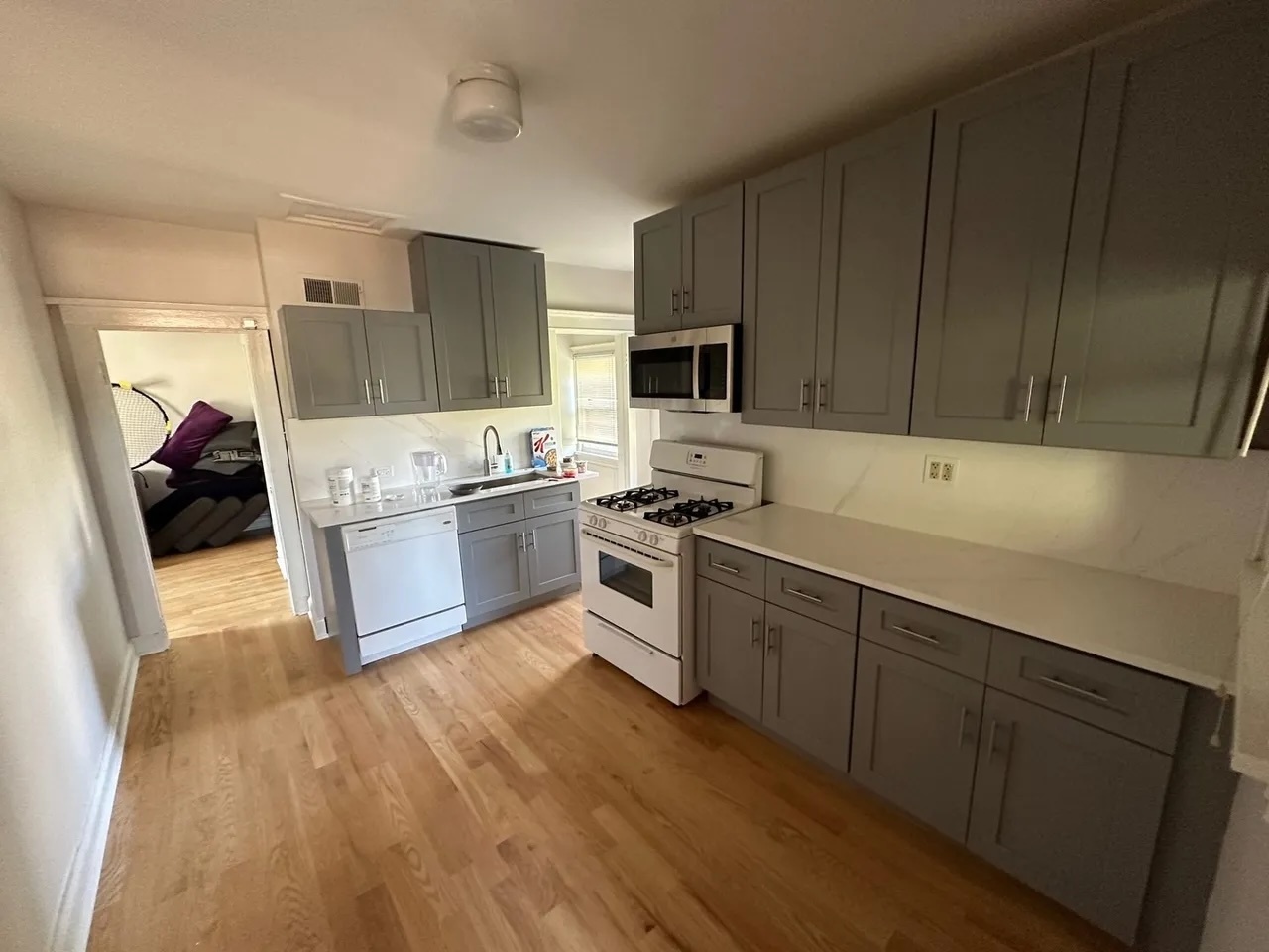 1119 Garnett Place 3