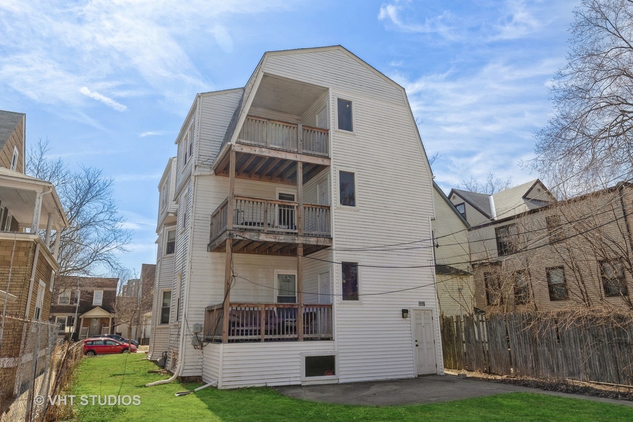 1119 Garnett Place 3