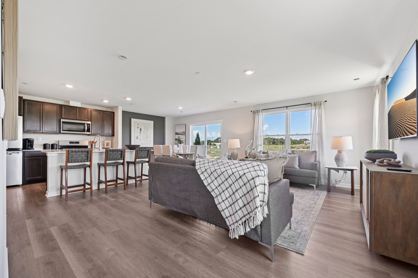 3559 Richardson Circle