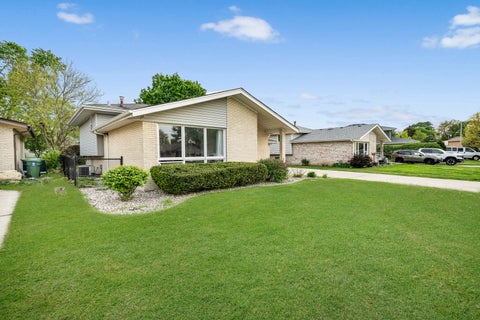 Tiny photo for 5911 W 125th Place, Alsip, IL 60803 (MLS # 12755153)