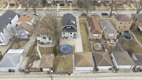Tiny photo for 2728 Grove Avenue, Berwyn, IL 60402 (MLS # 12589813)