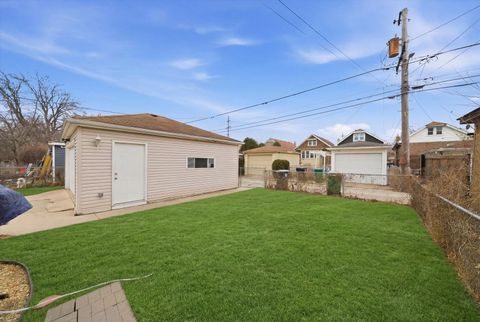 Tiny photo for 2728 Grove Avenue, Berwyn, IL 60402 (MLS # 12589813)