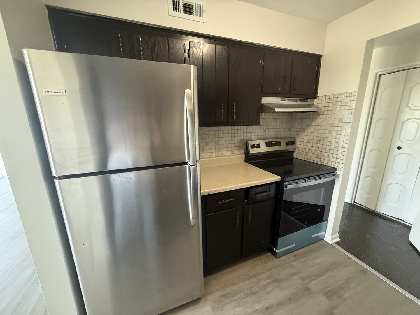 2300 N Harlem Avenue 404