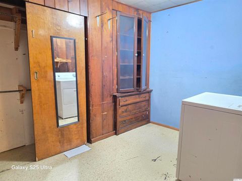 Tiny photo for 1715 N 4th St, Quincy, IL 62301 (MLS # 12449884)