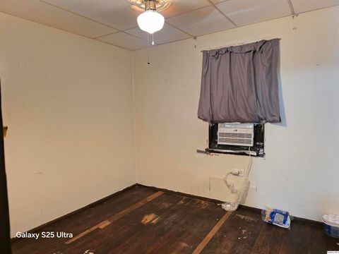 Tiny photo for 1715 N 4th St, Quincy, IL 62301 (MLS # 12449884)