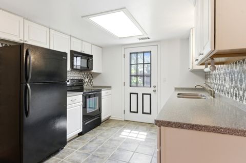 Tiny photo for 200 Fairview Drive, Manhattan, IL 60442 (MLS # 12633911)