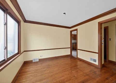 Tiny photo for 2764 W 95th Place, Evergreen Park, IL 60805 (MLS # 12615757)