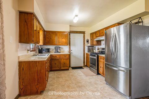 Tiny photo for 7621 E 3000s Road, St. Anne, IL 60964 (MLS # 12604292)