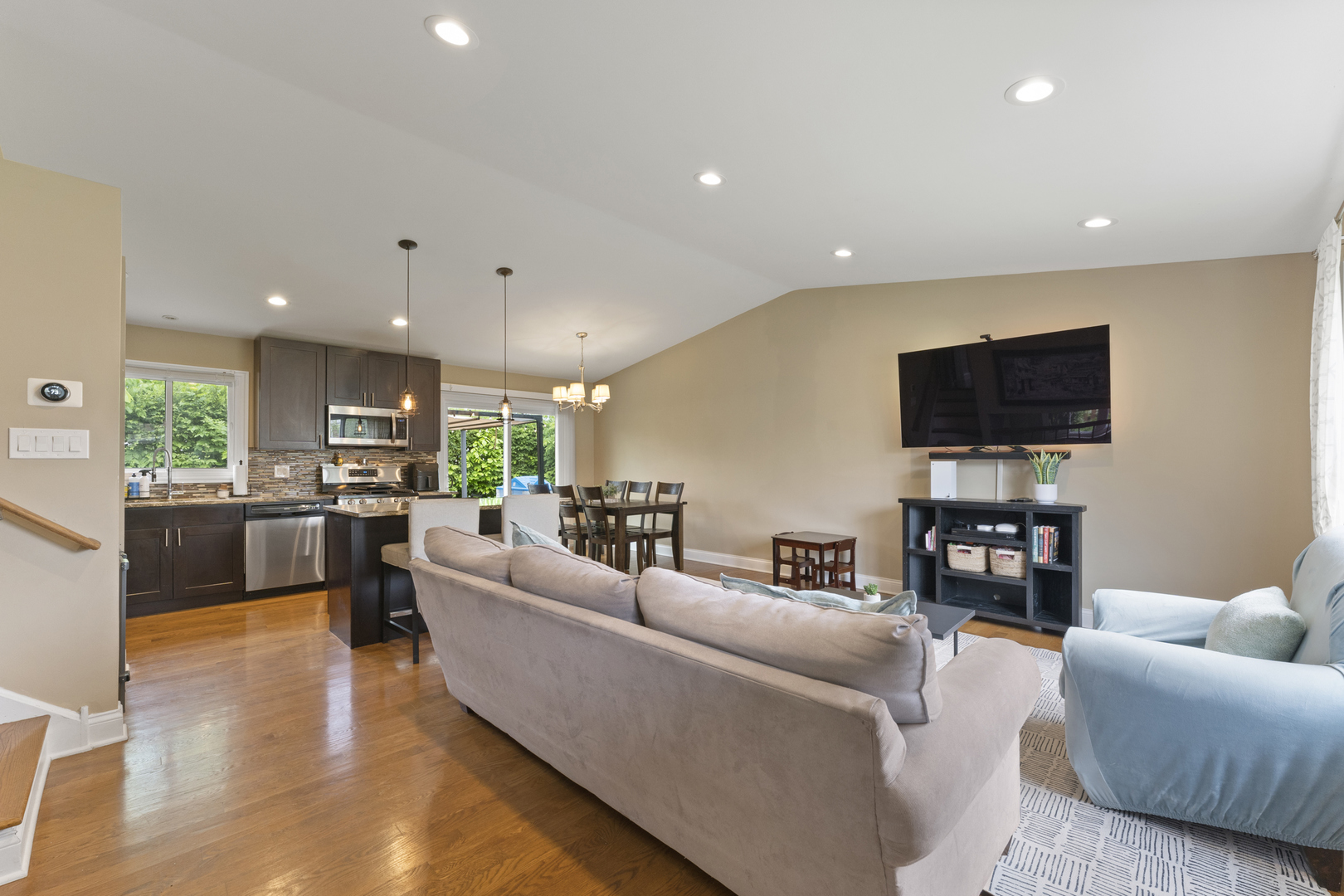 1122 N Cardinal Drive