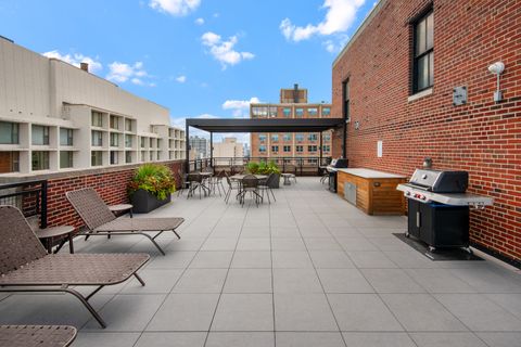 Tiny photo for 421 W Melrose Street #18BC, Chicago, IL 60657 (MLS # 12450009)