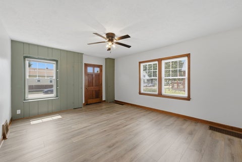 Tiny photo for 1804 W Pleasant Street, Davenport, IA 52804 (MLS # 12744651)