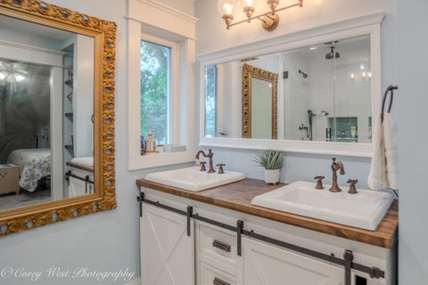 Tiny photo for 398 W Saint Charles Road, Elmhurst, IL 60126 (MLS # 12689436)