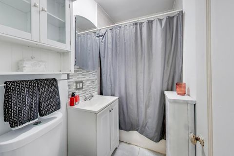 Tiny photo for 1527 W Estes Avenue #1B, Chicago, IL 60626 (MLS # 12594775)