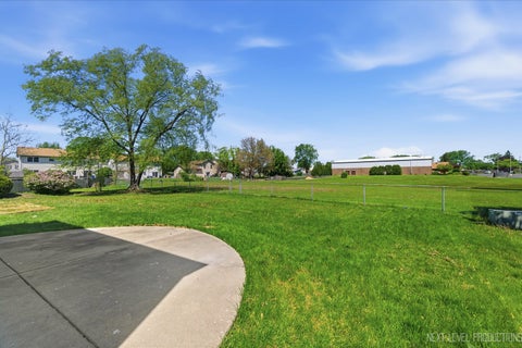 Tiny photo for 1340 Nantucket Court, Carol Stream, IL 60188 (MLS # 12640809)