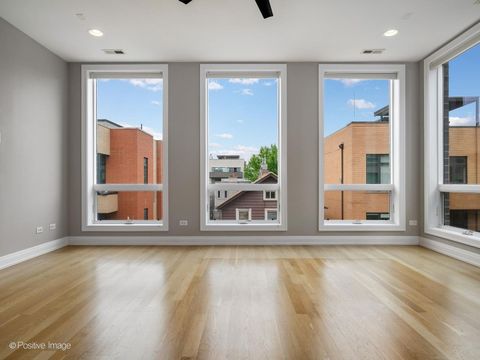 Tiny photo for 1525 W Fry Street #3, Chicago, IL 60642 (MLS # 12623664)