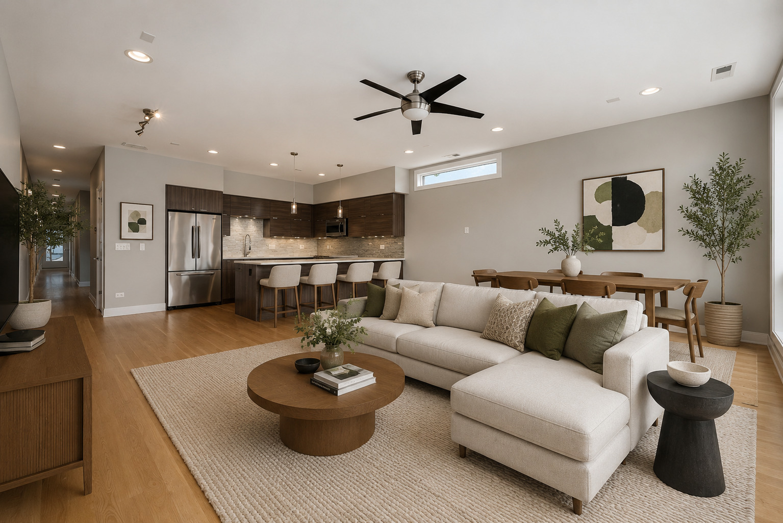 1525 W Fry Street 3