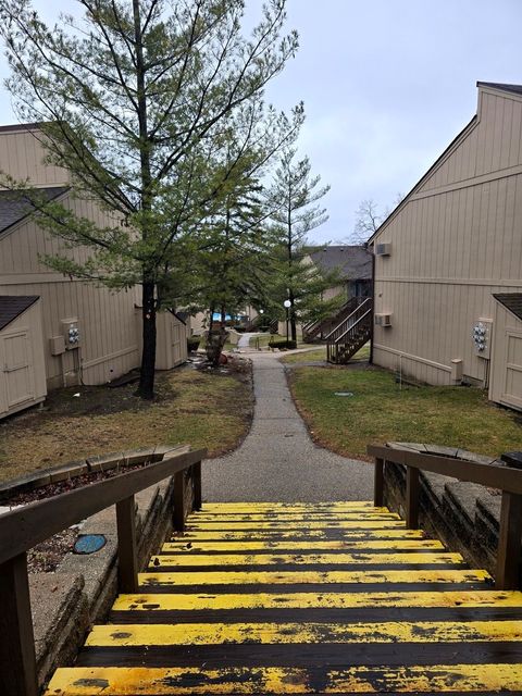 Tiny photo for 47 Nassau Colony #1, Fox Lake, IL 60020 (MLS # 12582196)