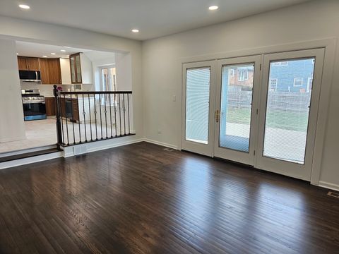 Tiny photo for 78 Downing Road, Buffalo Grove, IL 60089 (MLS # 12648179)