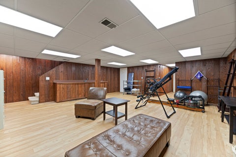 Tiny photo for 5 Court Of Conn River Valley, Lincolnshire, IL 60069 (MLS # 12690229)