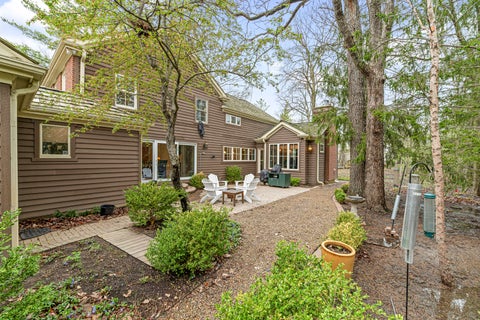 Tiny photo for 5 Court Of Conn River Valley, Lincolnshire, IL 60069 (MLS # 12690229)