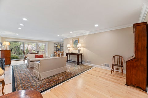 Tiny photo for 5 Court Of Conn River Valley, Lincolnshire, IL 60069 (MLS # 12690229)