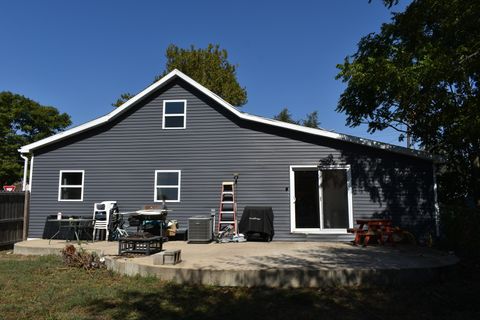Tiny photo for 201 S Maple Street, El Paso, IL 61738 (MLS # 12483375)