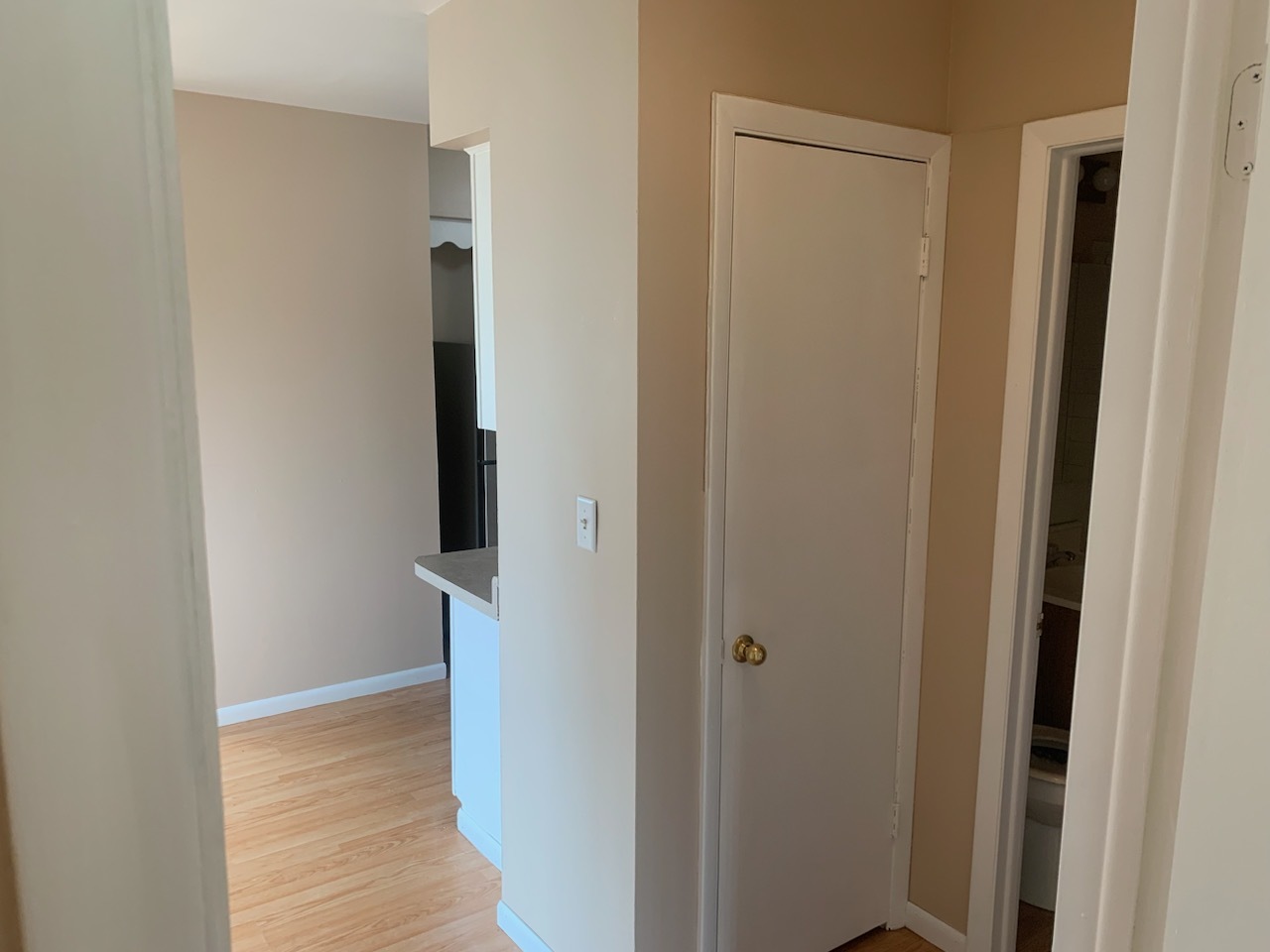 Machesney Park, Illinois 61115, United States, 2 Bedrooms Bedrooms, ,1 BathroomBathrooms,Residential,Active,239922