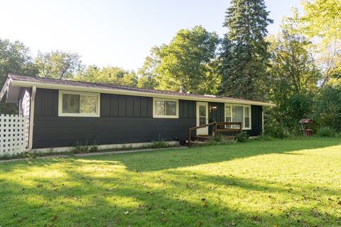 105 N Sumac Avenue McHenry IL 60051