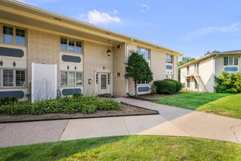 Tiny photo for 920 17th Street #34, Moline, IL 61265 (MLS # 12731112)