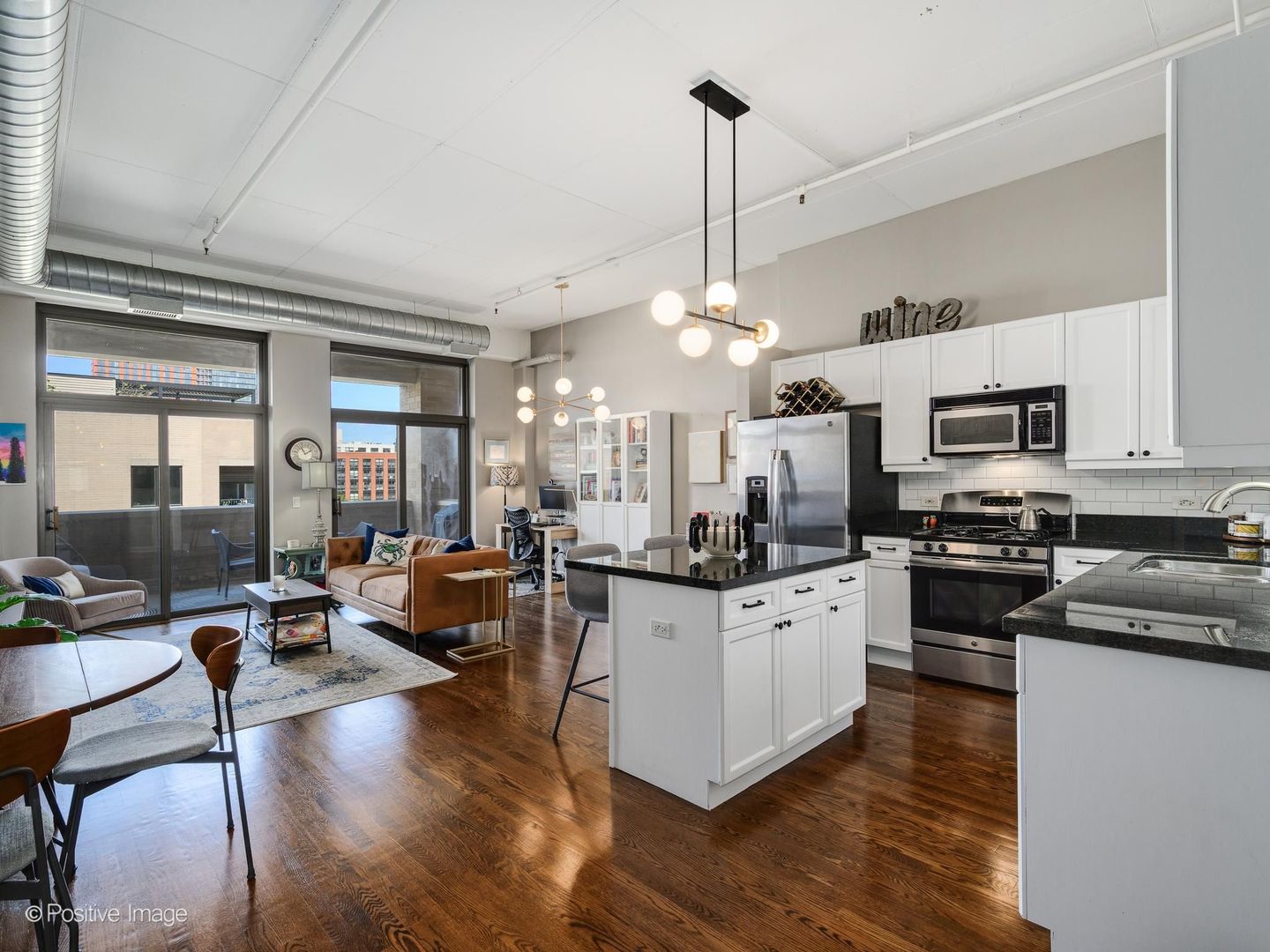 1301 W Madison Street 407
