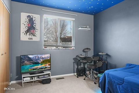 Tiny photo for 123 Eisenhower Drive, Oswego, IL 60543 (MLS # 12621935)