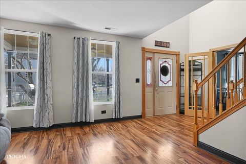 Tiny photo for 123 Eisenhower Drive, Oswego, IL 60543 (MLS # 12621935)