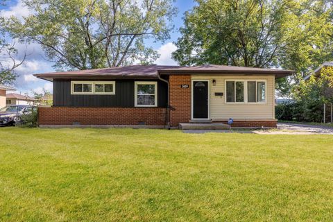 Photo of 2859 Stafford Drive, Markham, IL 60428 (MLS # 12680630)