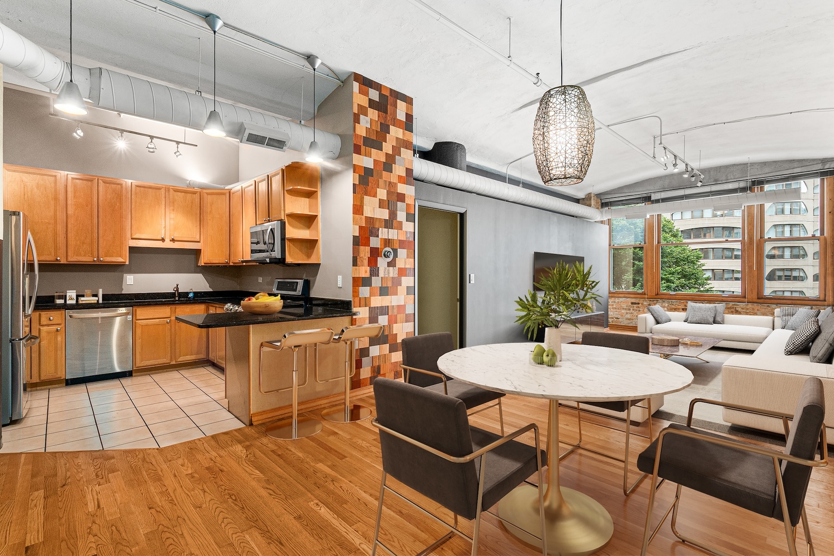 801 S Wells Street 503
